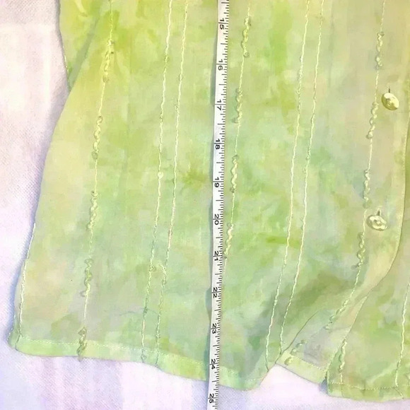 Vintage Blouse 👚  Light green - Picture 7 of 9